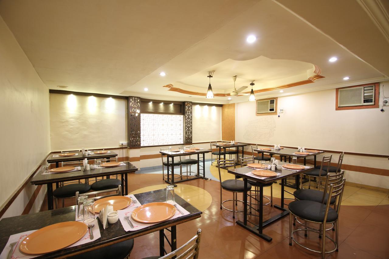阿均超豪华酒店 Rāipur 外观 照片